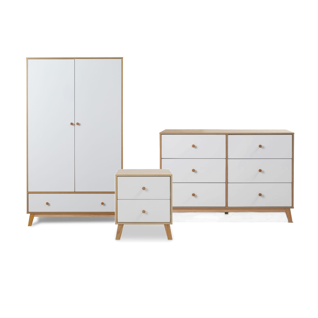 Aspen White Natural Three Piece Bedroom Set