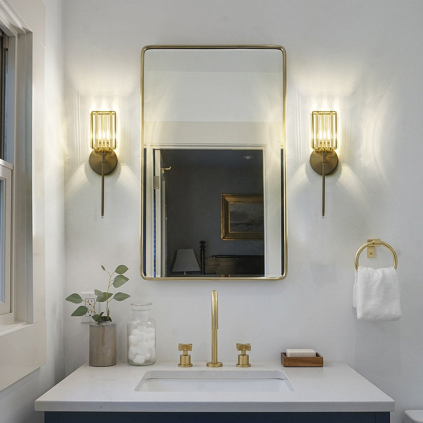 Modern Gold Dimmable Wall Light Glam Cylinder Bathroom Crystal Vanity Light Wall Sconces