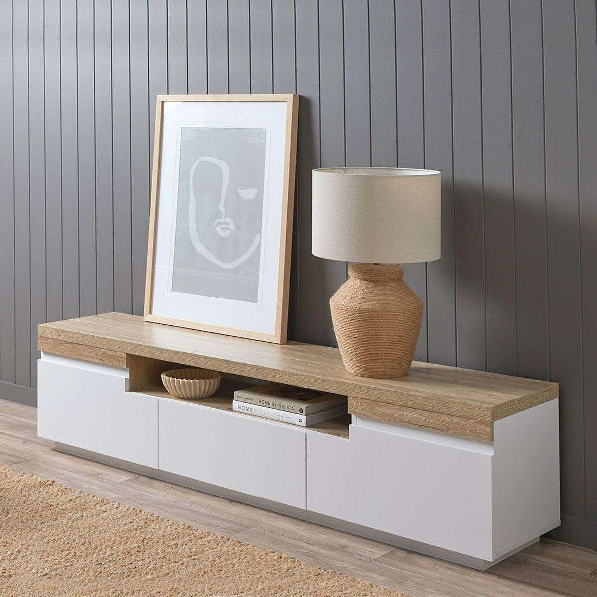 Sadie Entertainment Unit