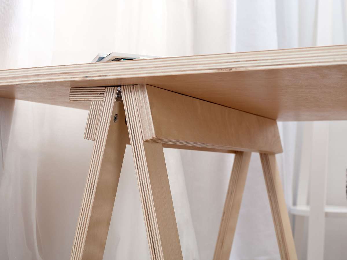 Trestle Desk - Natural Top/Natural Legs