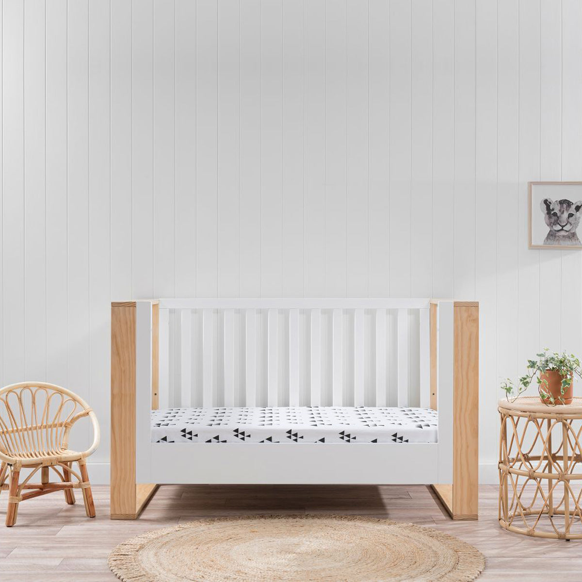 Boston Cot Toddler Bed Conversion - White