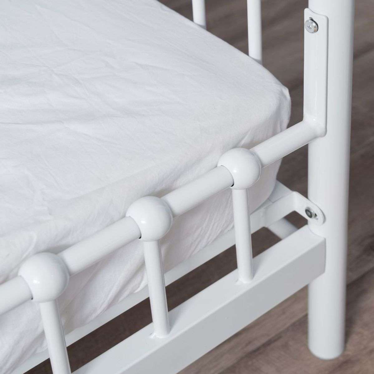 Sonata Cot Toddler Bed Conversion - White