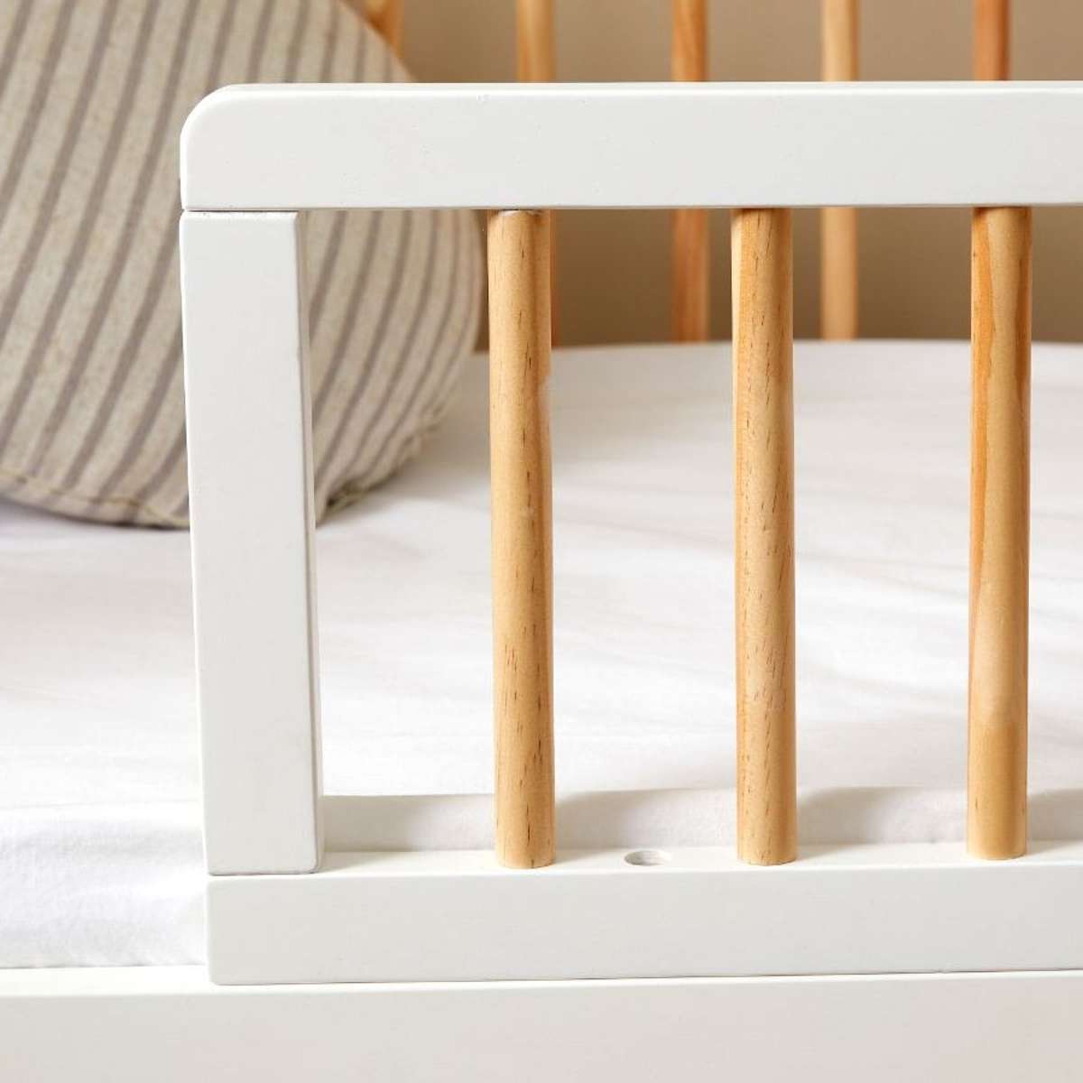 Aspen Cot Toddler Bed Half Frame - White/Natural