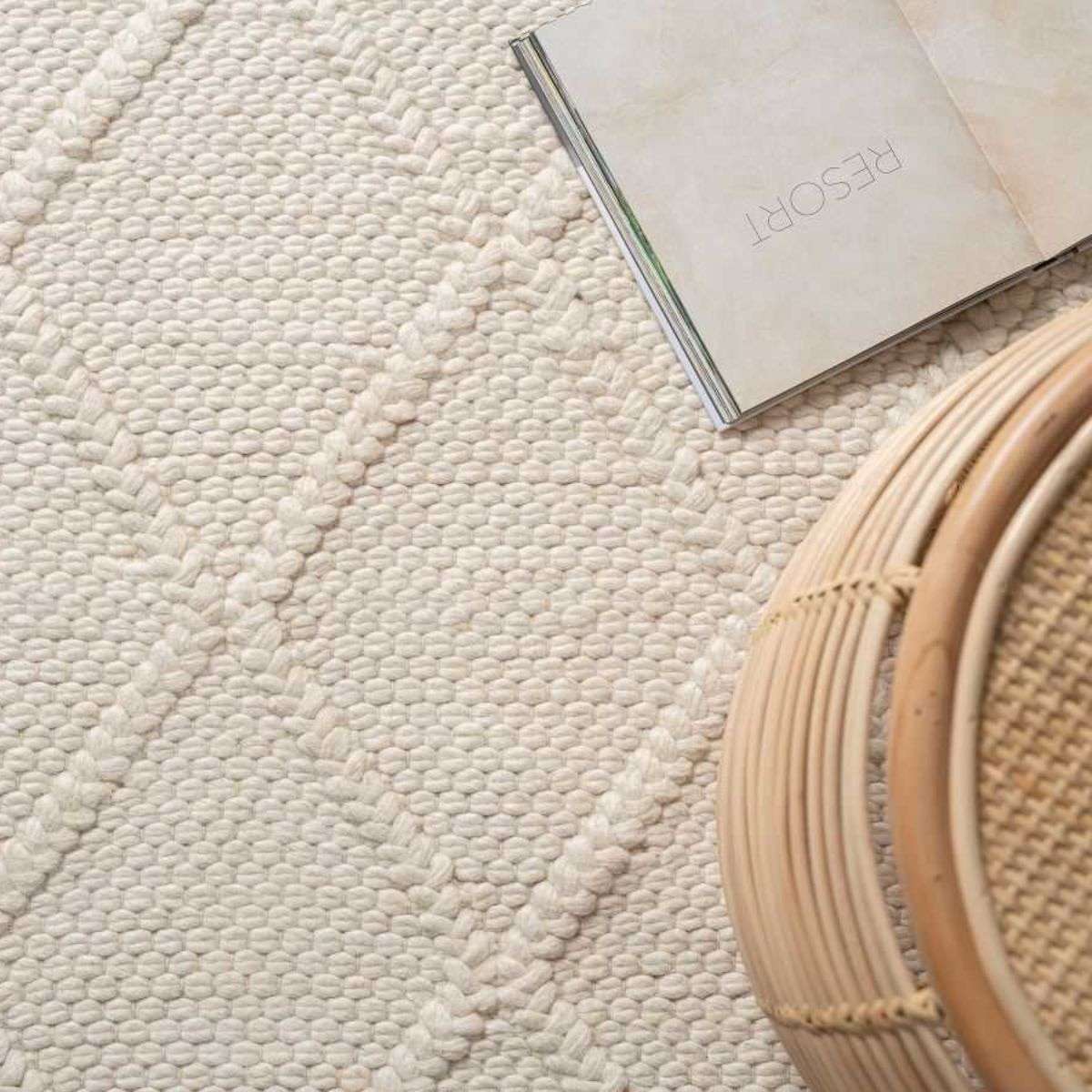 Hannah Diamond Wool Blend Floor Rug - Rectangle Large