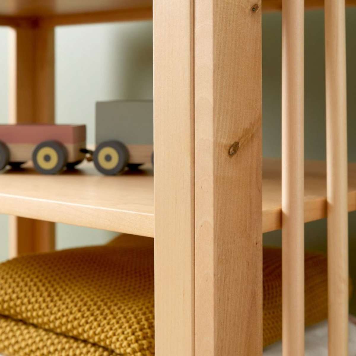 Aspen Change Table - Natural Birch