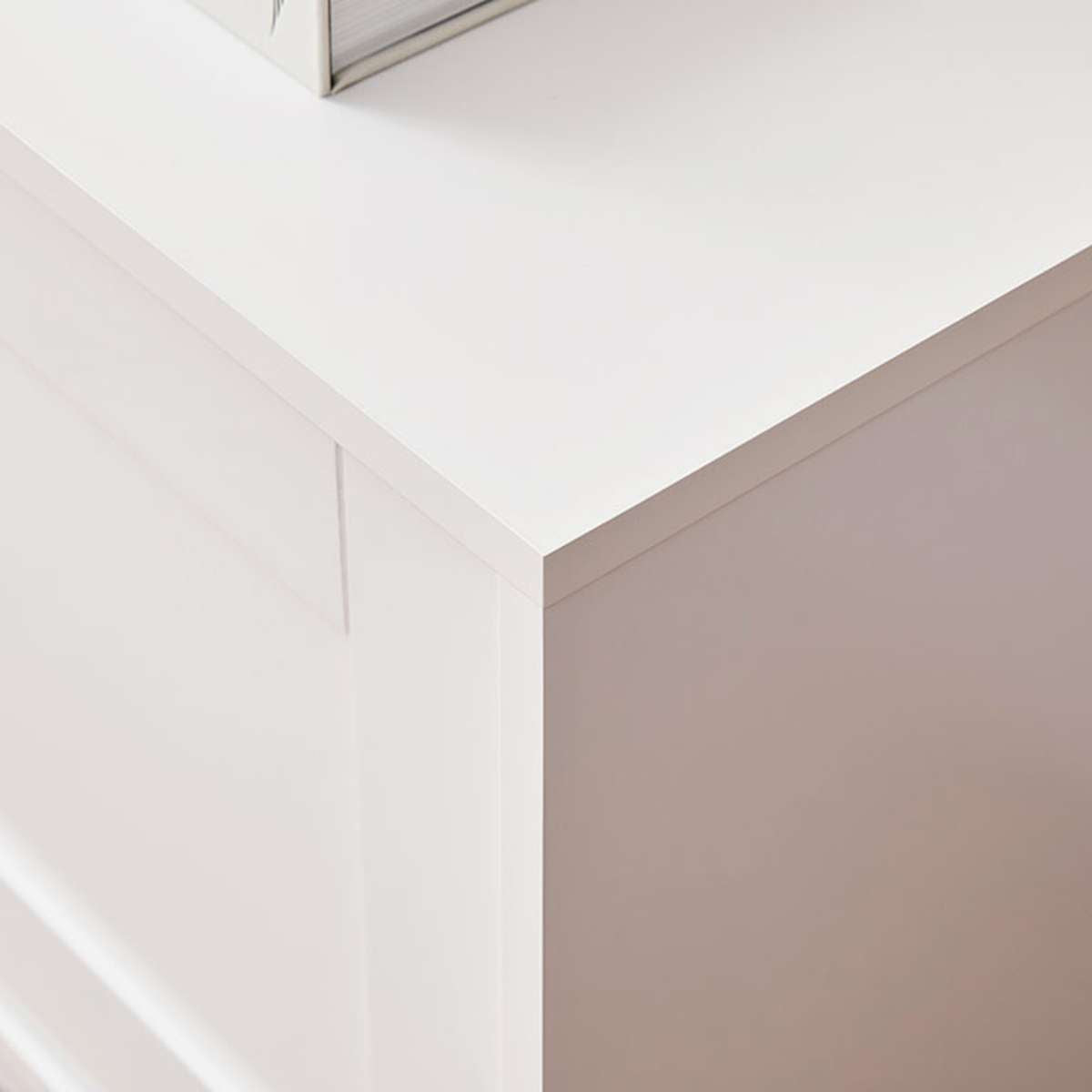 Eros Entertainment Unit - White