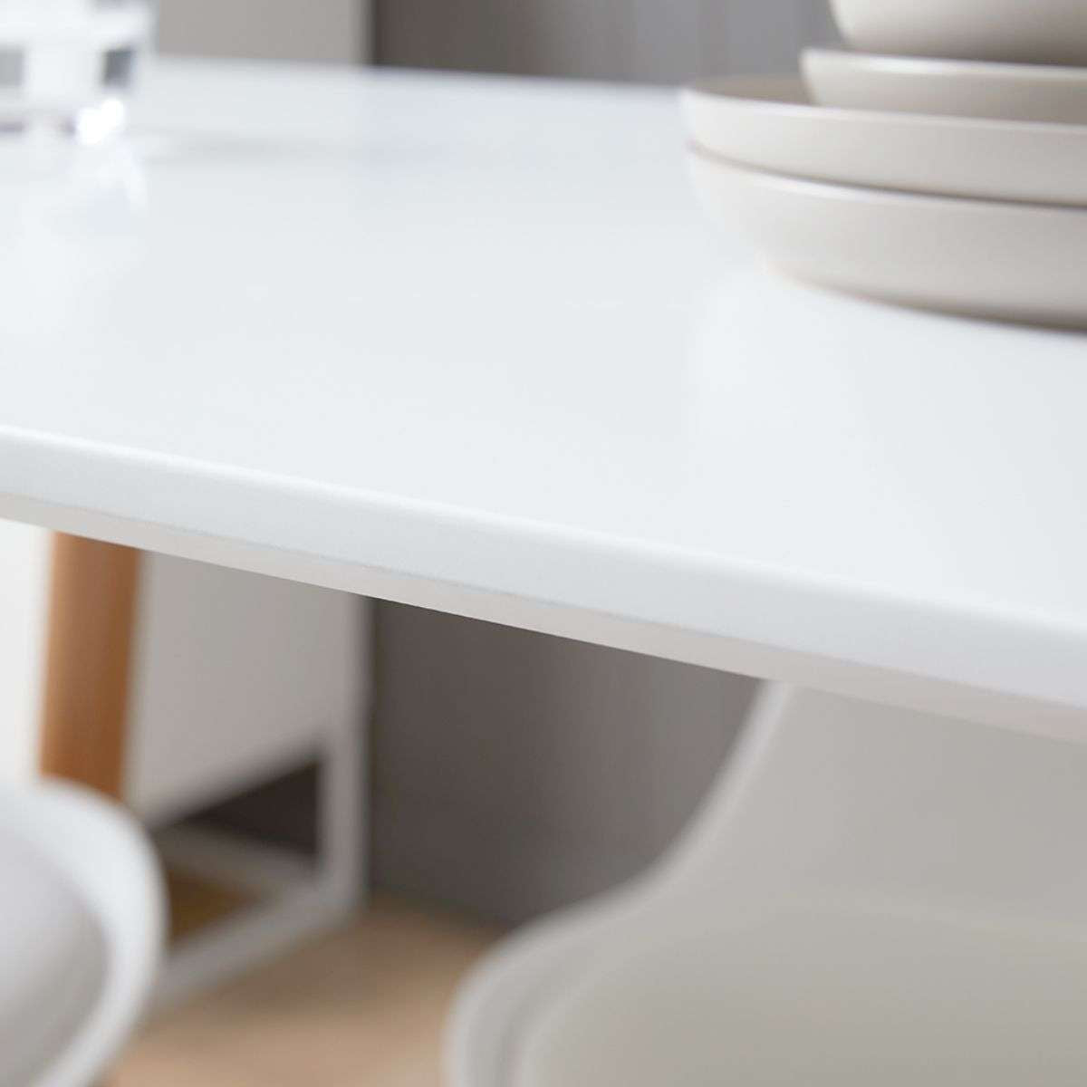 Contemporary 4 Seater Dining Table - White