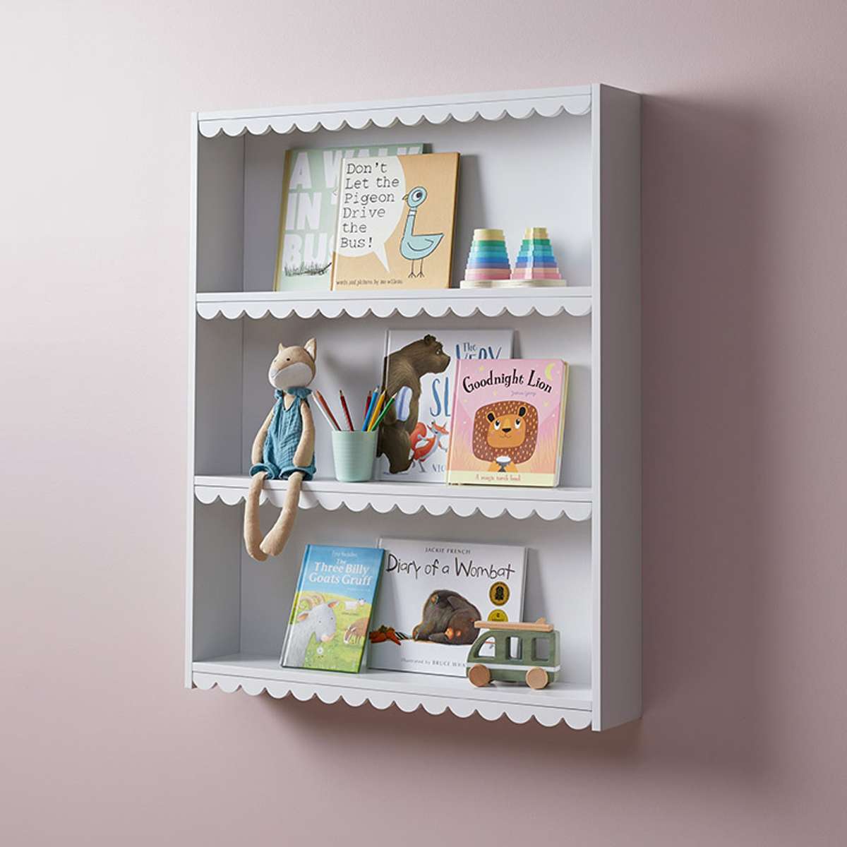Maisie Scalloped Wall Shelf