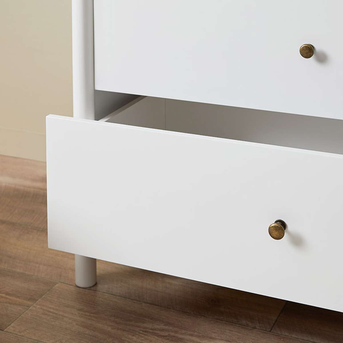 Maisie Scalloped Change Table