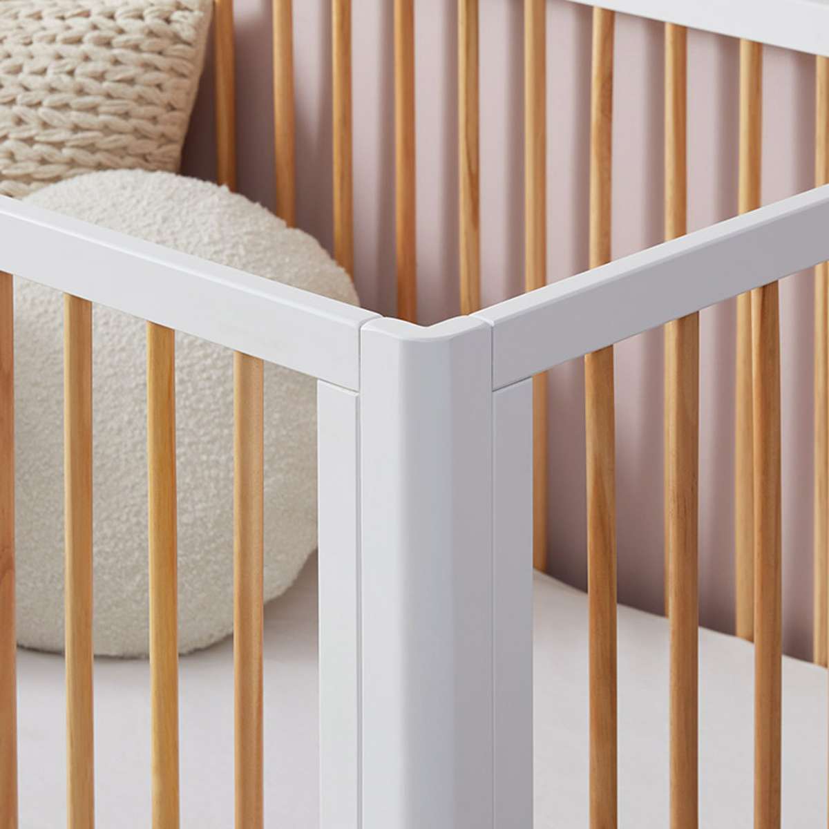 Fraser Coastal Cot - White/Natural