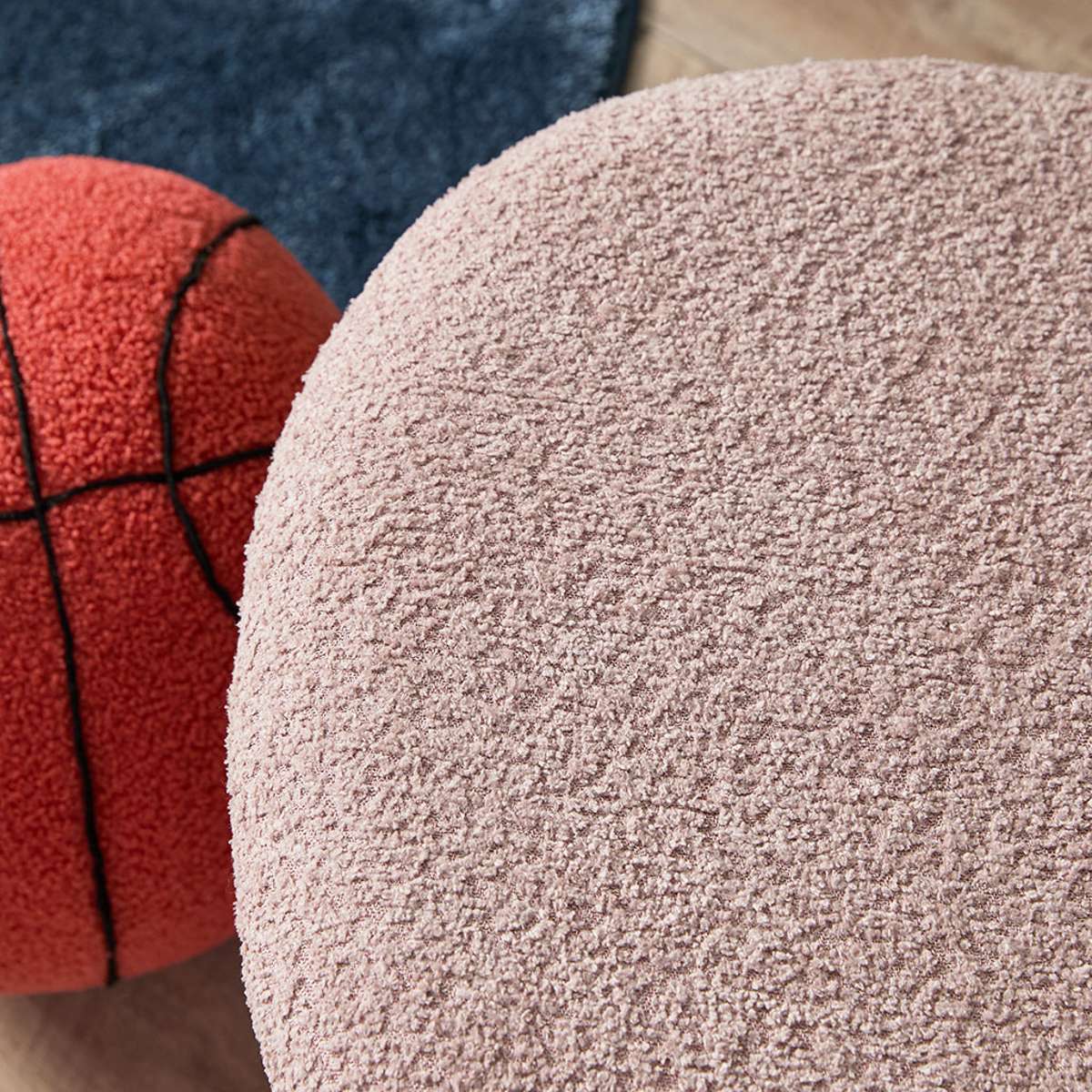 Charley Easy Chair - Pink/Red