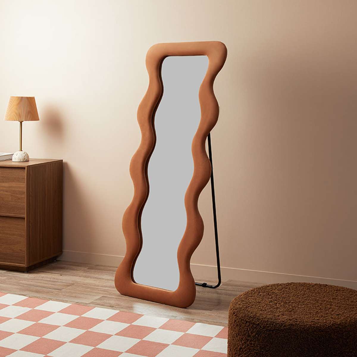 Wiggly Mirror - Rust