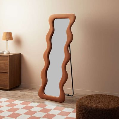 Wiggly Mirror - Rust