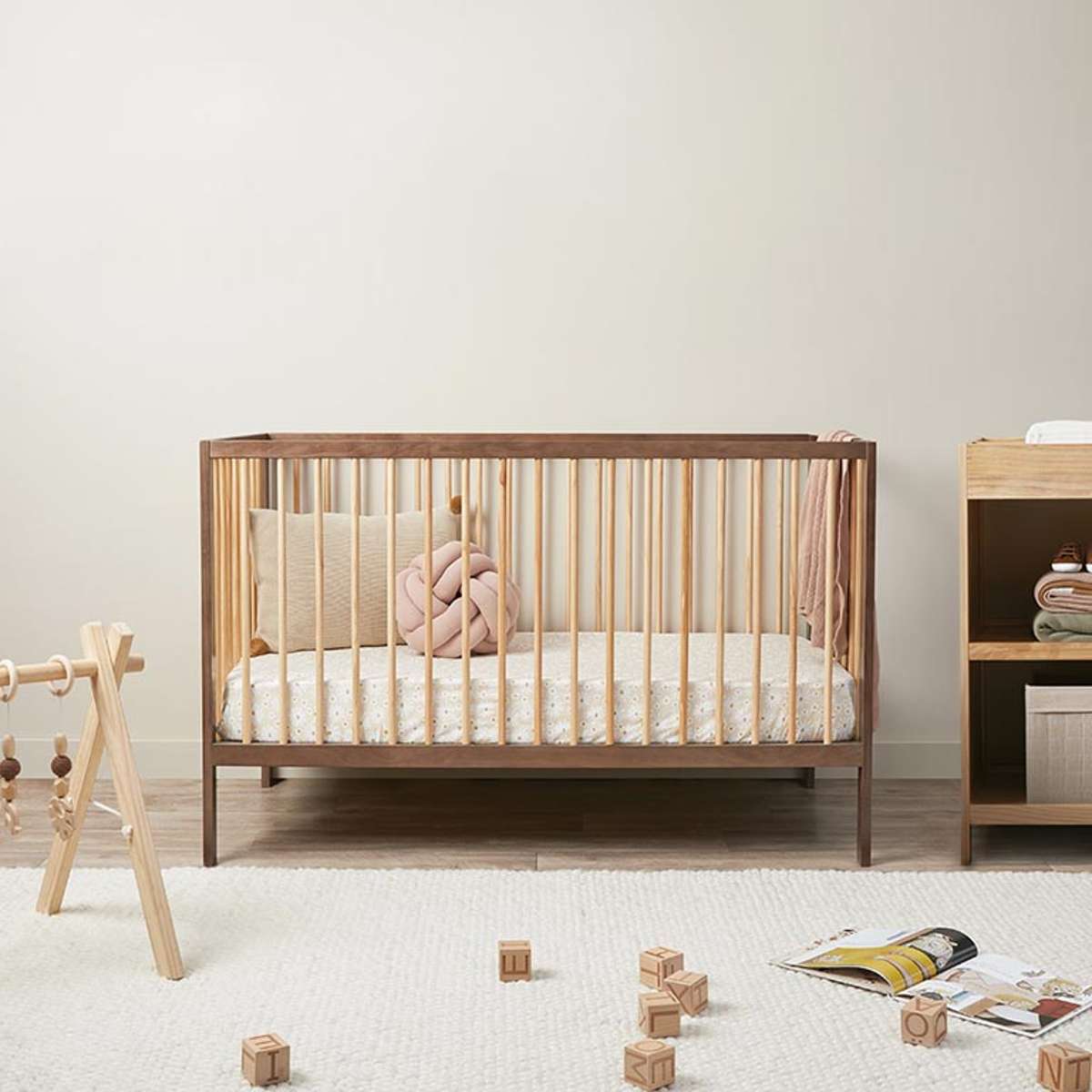 Mocka Dream Cot - Almond/Natural