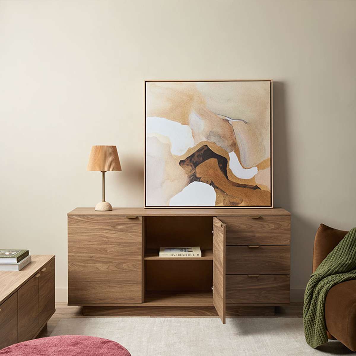 Maverick Buffet - Pecan