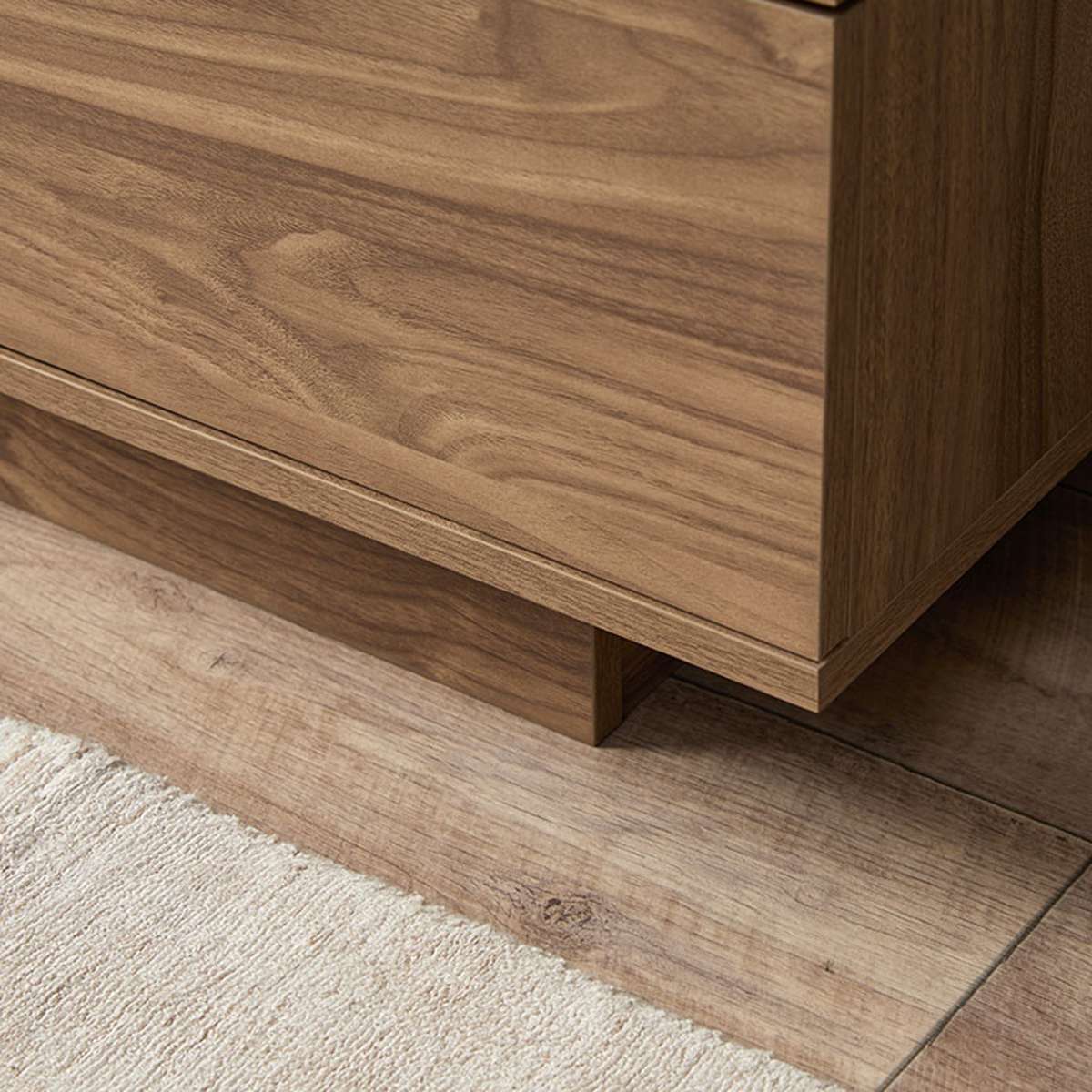 Maverick Buffet - Pecan