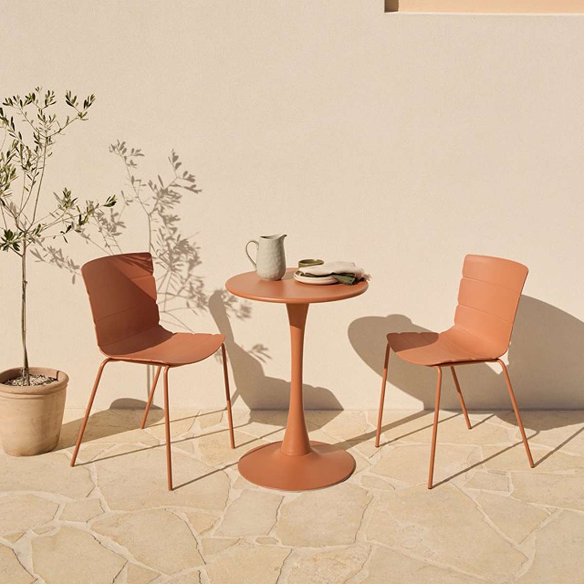 Ravello Outdoor Bistro Round Table - Clay