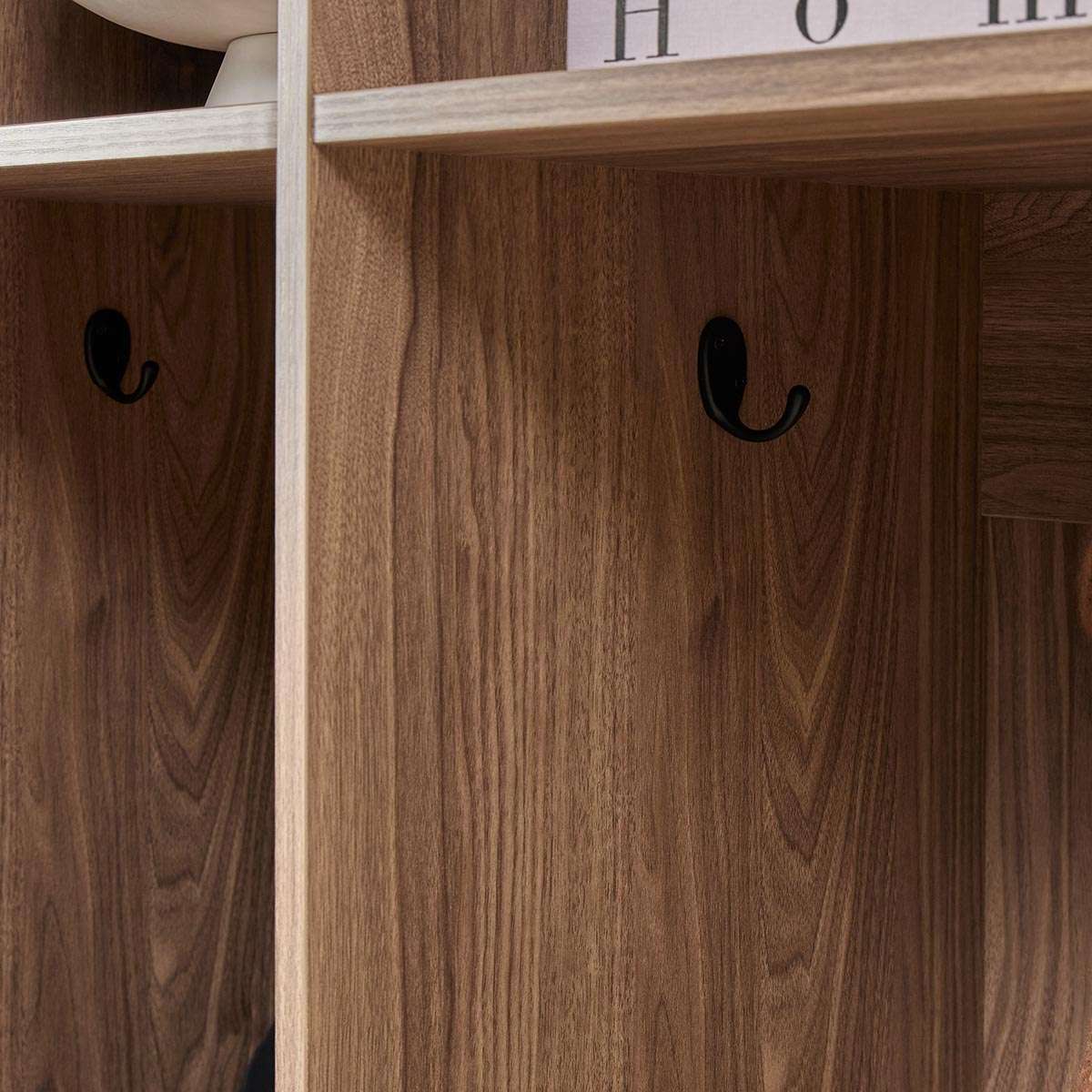 Maverick Coat Locker - Pecan