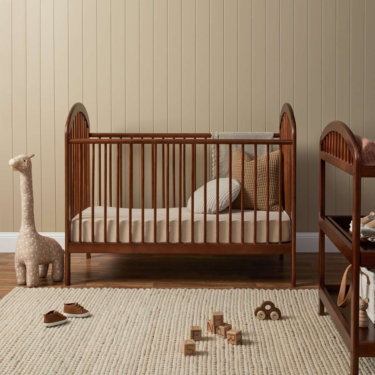 Archie Cot - Hazelnut