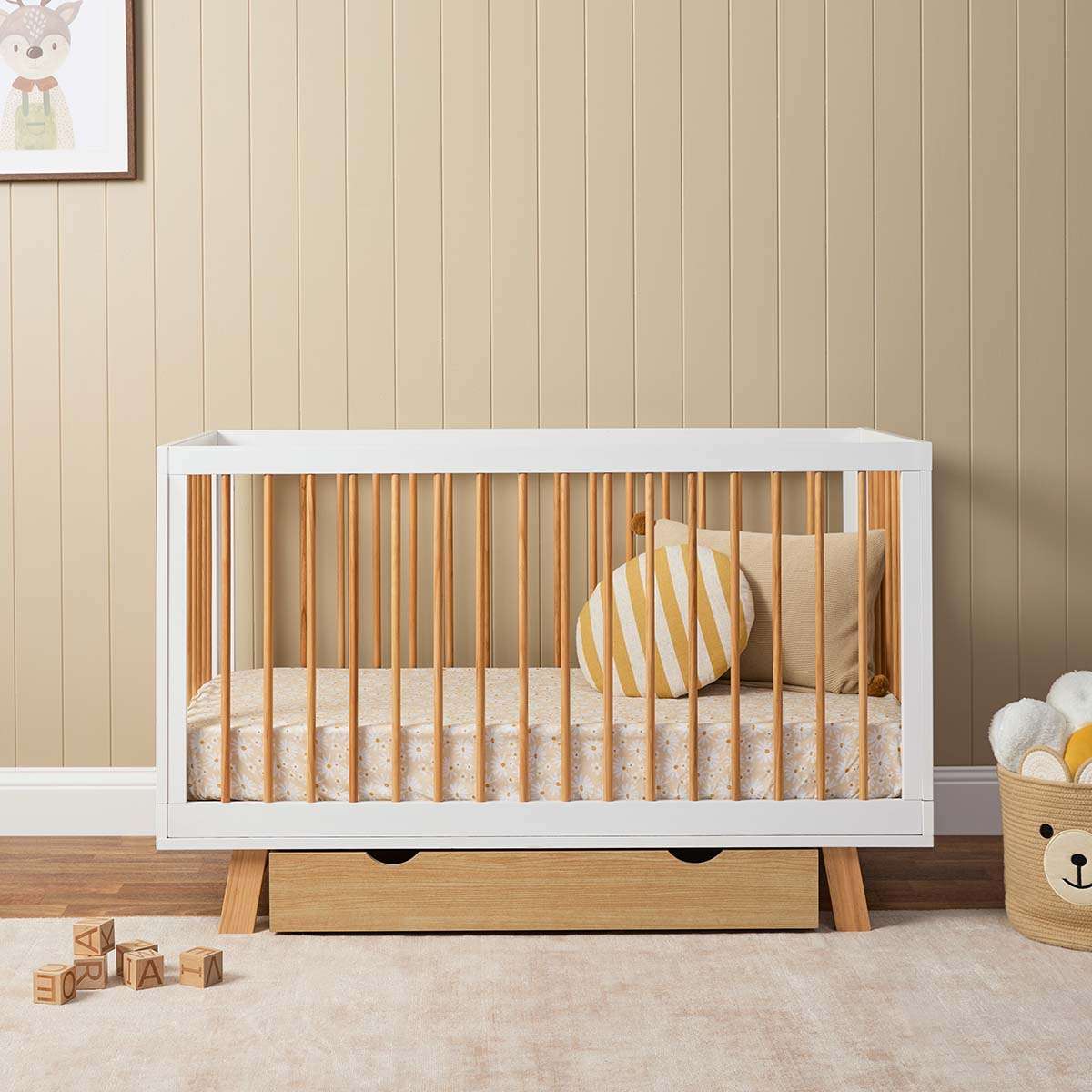 Aspen Classic Cot - White/Natural