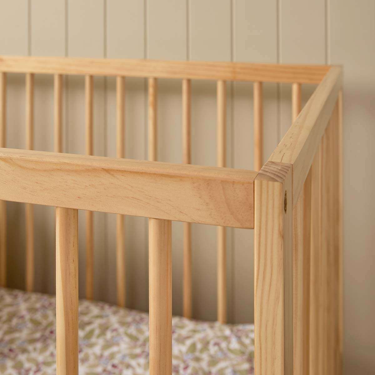 Mocka Dream Cot - Natural