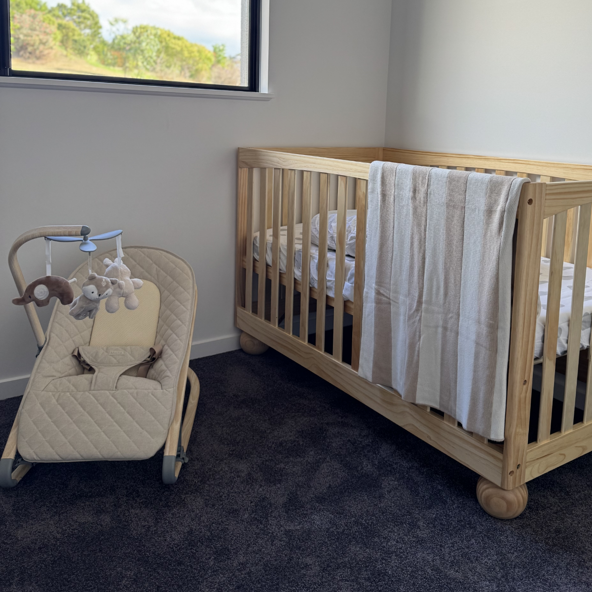 Raven Rocker - Natural